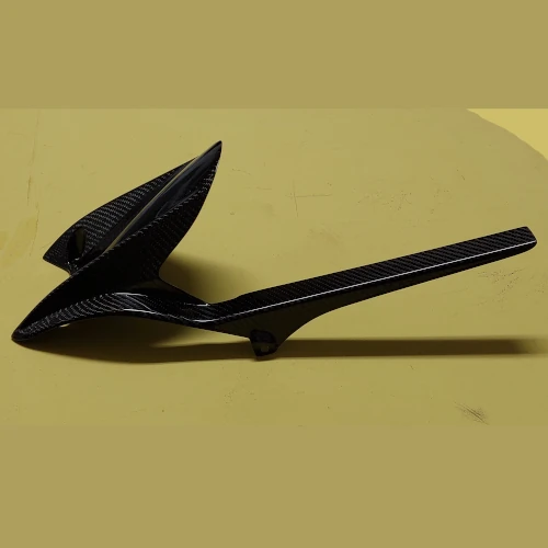 Rear hugger with chainguard | matte plain carbon