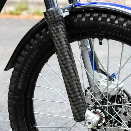 Couple of Evo fork guards | glossy carbon